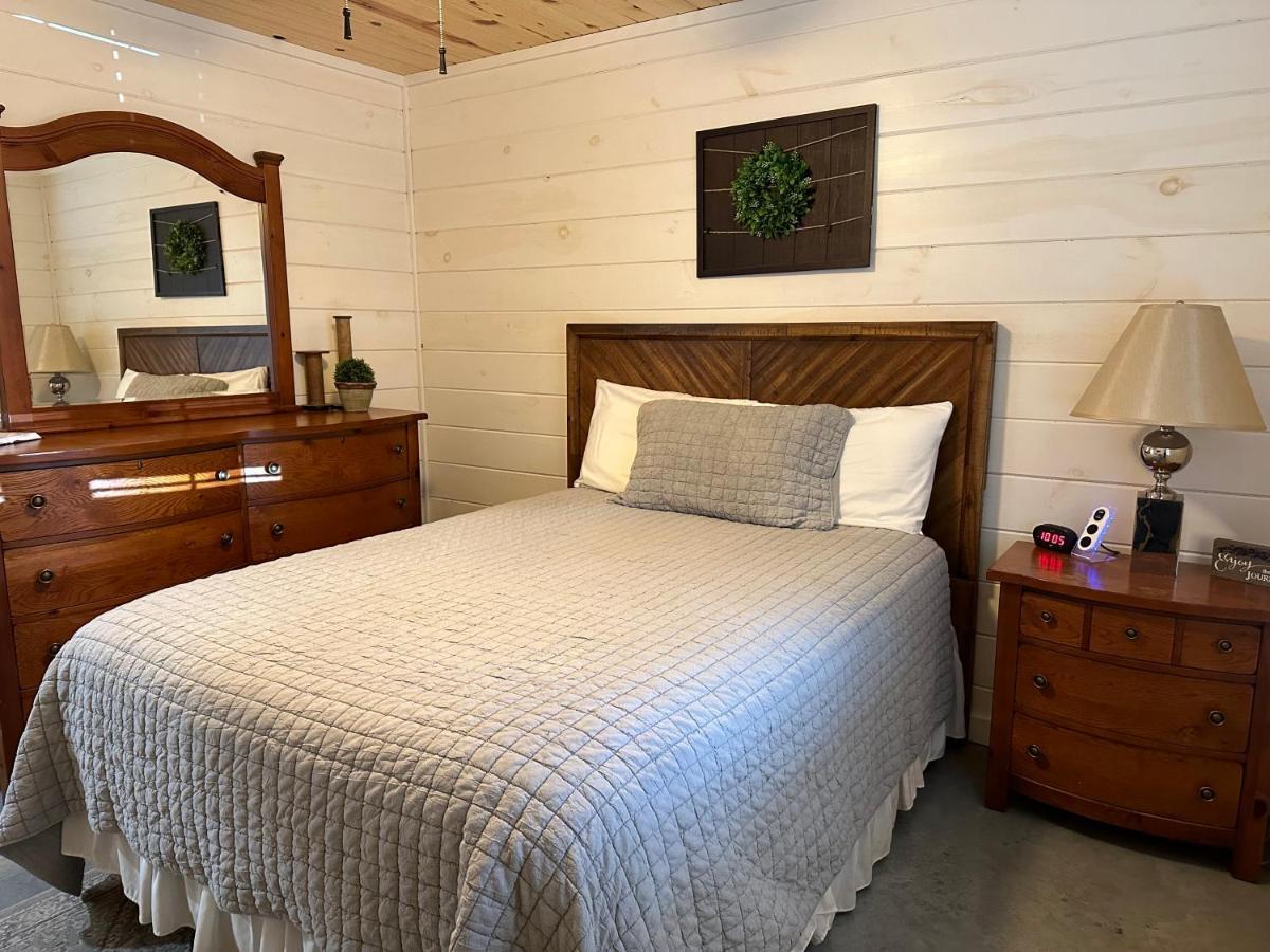 Knotty Squirrel Cabins Mountain View Exterior foto