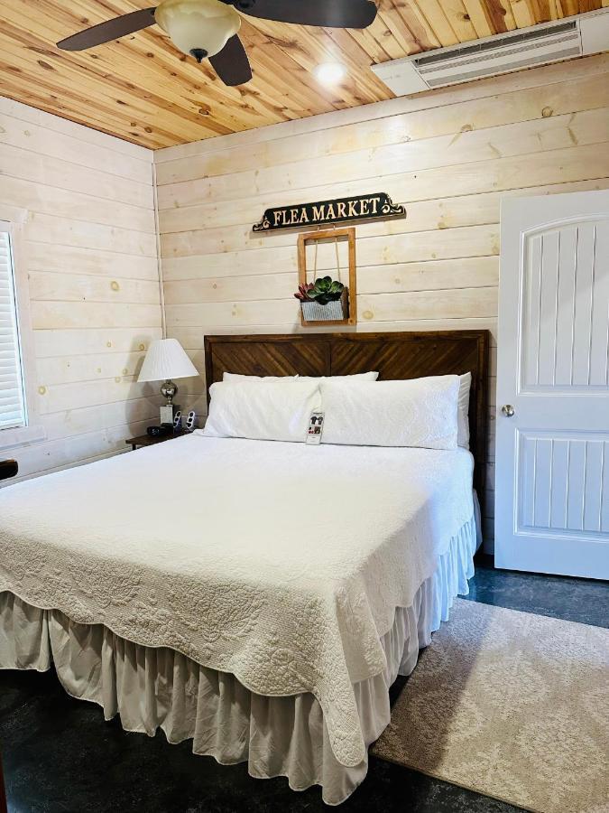 Knotty Squirrel Cabins Mountain View Exterior foto